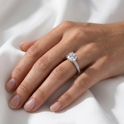 Round Lab Grown Diamond Solitaire Engagement Ring | 4-Prong | 14K 18K Gold