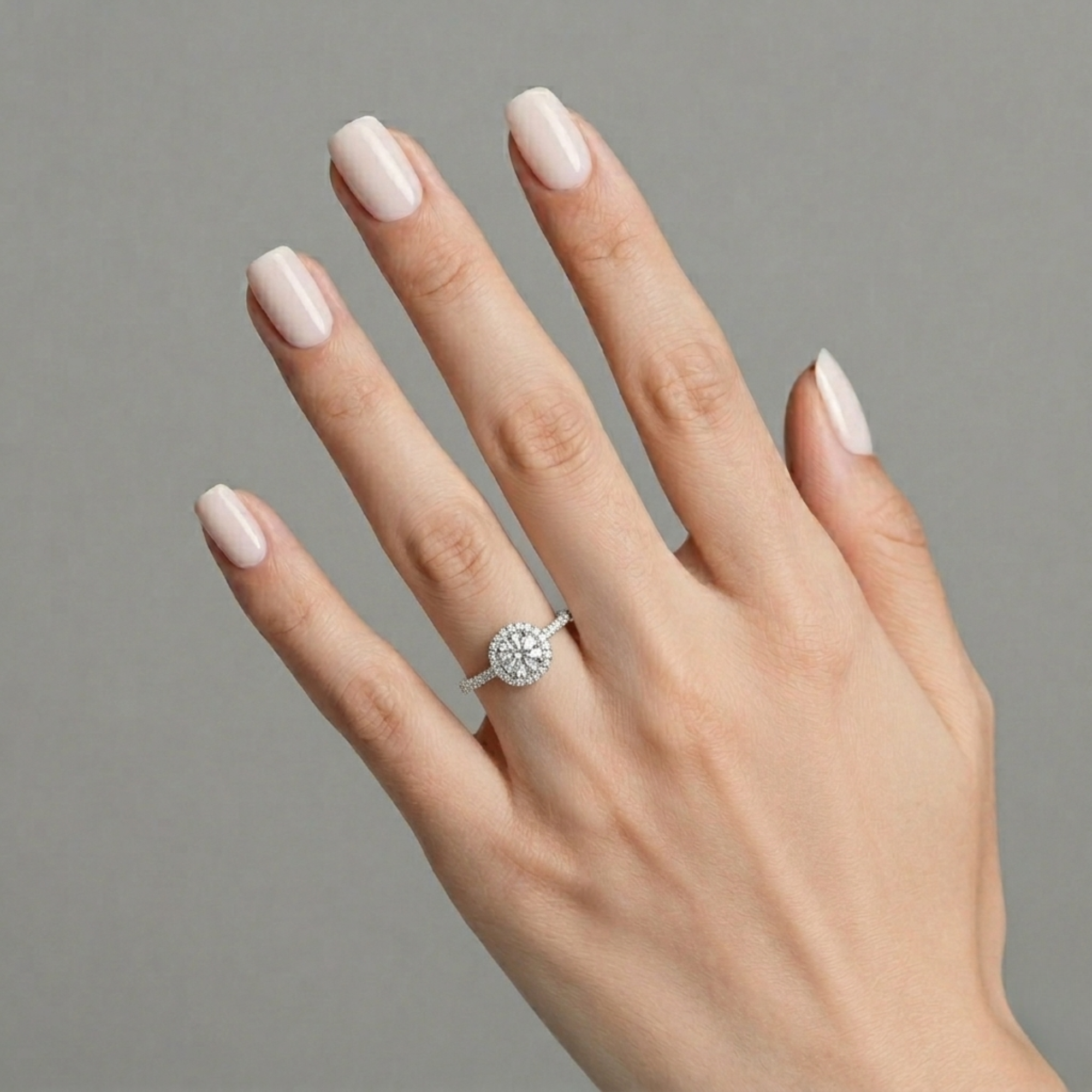 Round Brilliant Halo Pavé Band Lab Grown Diamond Ring | F VS2 | 14K 18K Gold