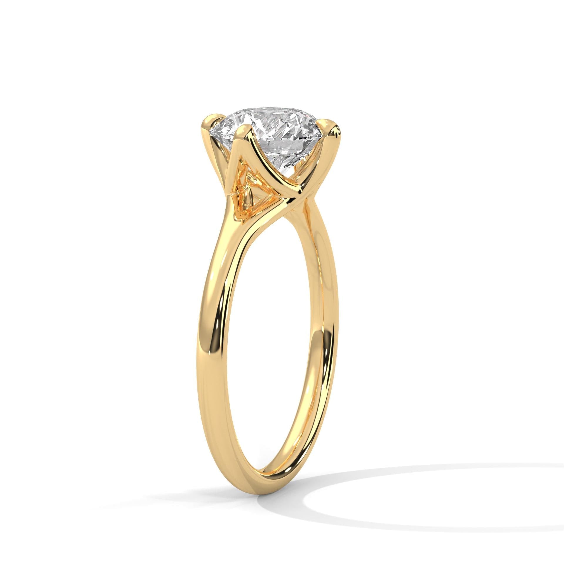 Solid 18K yellow gold 4-prong setting for round brilliant diamond